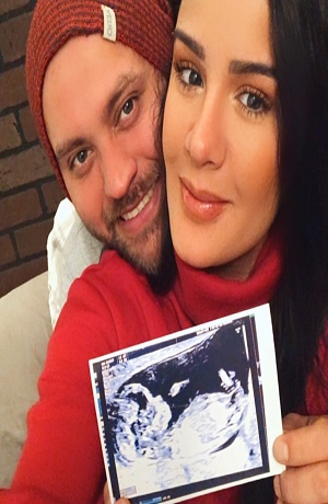 Tana Planter, vocalista de Matute, anuncia que será mamá