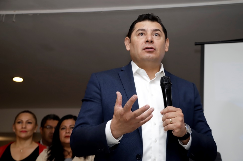 Morena analiza sanción contra Armenta