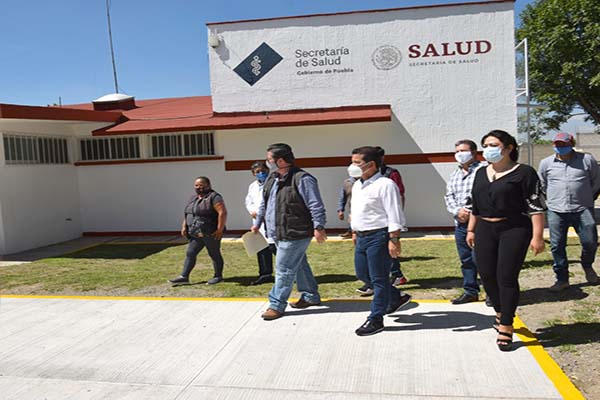 San Pedro Cholula: Arriaga entrega rehabilitación del Centro de Salud en Acuexcomac