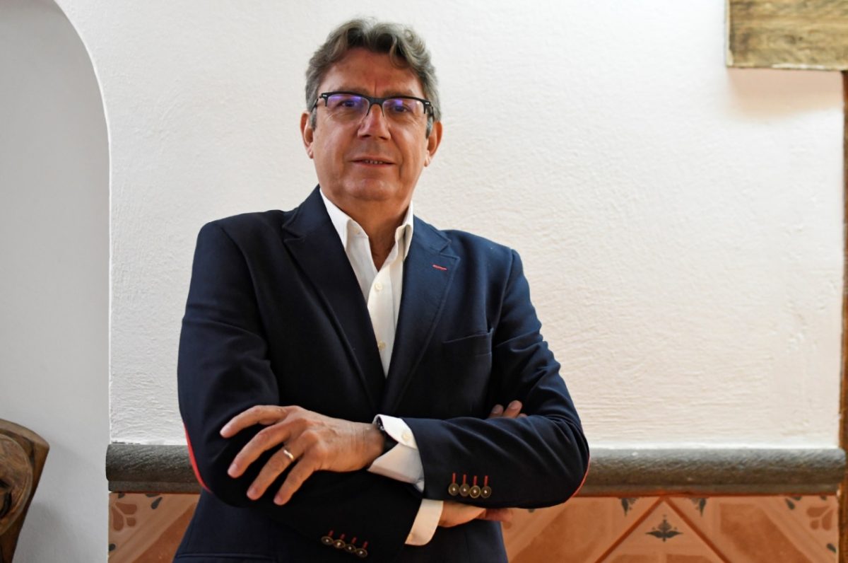 Renuncian al PRI Sierra Sánchez, Vega Rayet, Genis y cuatro militantes más