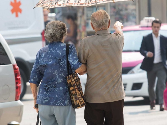 AMLO frena aumento de edad para el retiro
