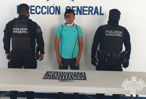 Vendedor de droga de “Los Hermanos Rosales” fue detenido con 60 dosis en Tehuacán