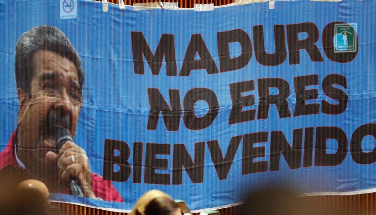 Maduro no llega a San Lázaro, va a Palacio Nacional a felicitar a AMLO