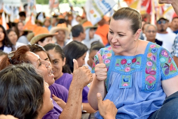 Como mujer sabré estirar el gasto en el gobierno: Martha Erika