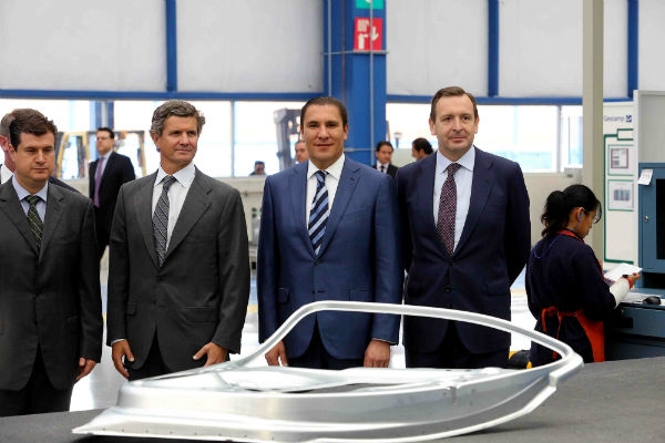 Abren en Puebla segunda planta de Gestamp, proveedora de VW