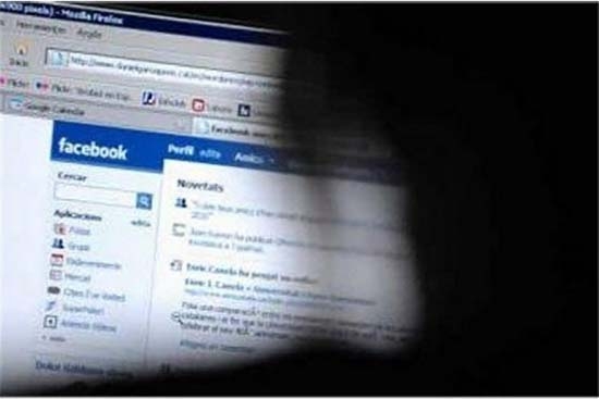 Secuestradores adolescentes enganchaban a sus víctimas en Facebook
