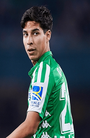 Oficial: Diego Lainez está fuera del Betis; será cedido en el mercado invernal