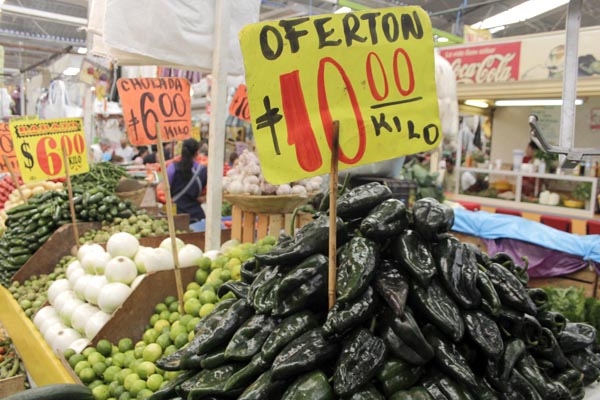 Chile poblano aumenta de precio 43% durante abril: INEGI
