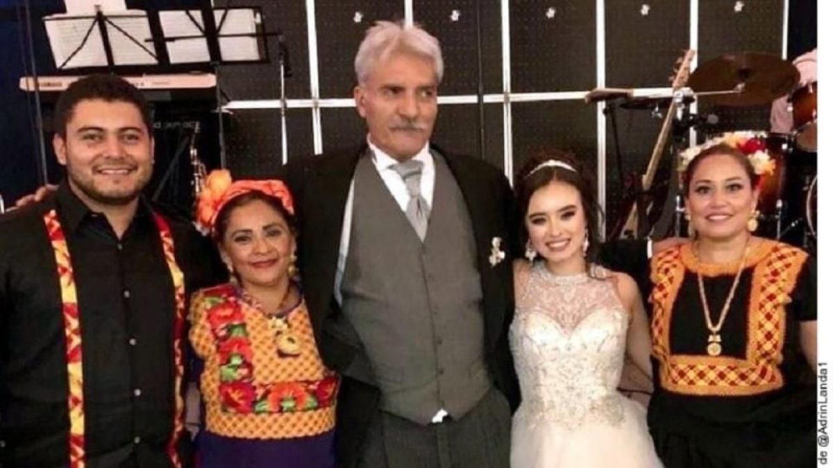 Mireles se casa con una joven 40 años menor que él