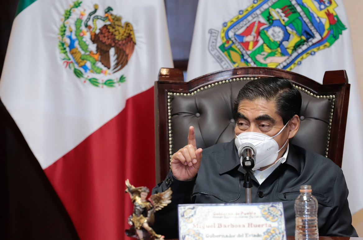 No hay acuerdos de impunidad, advierte Barbosa a alcaldes