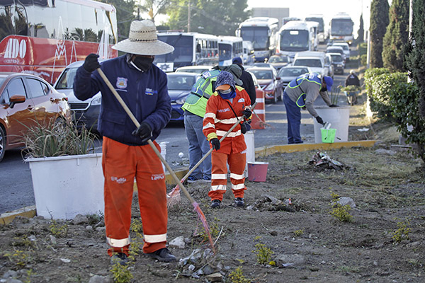 Otorgan aumento de 4.5% a trabajadoras de limpia del municipio de Puebla