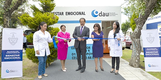 Rector de la BUAP inaugura consultorios de bienestar emocional en CU