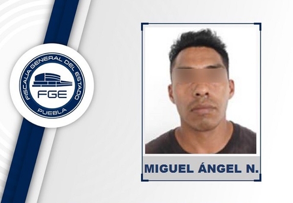 Por rociar gasolina y prender fuego a su mujer fue detenido en Puebla