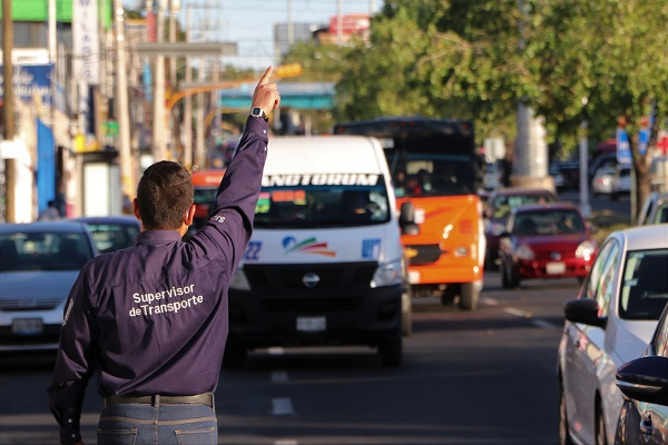 Infraccionan 32 unidades de transporte público en Puebla por infringir cupo permitido