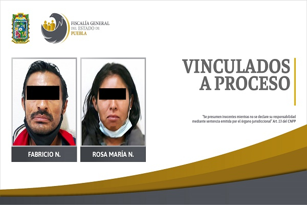 Pareja fue detenida en Puebla por corrupción de menores en agravio de sus hijas