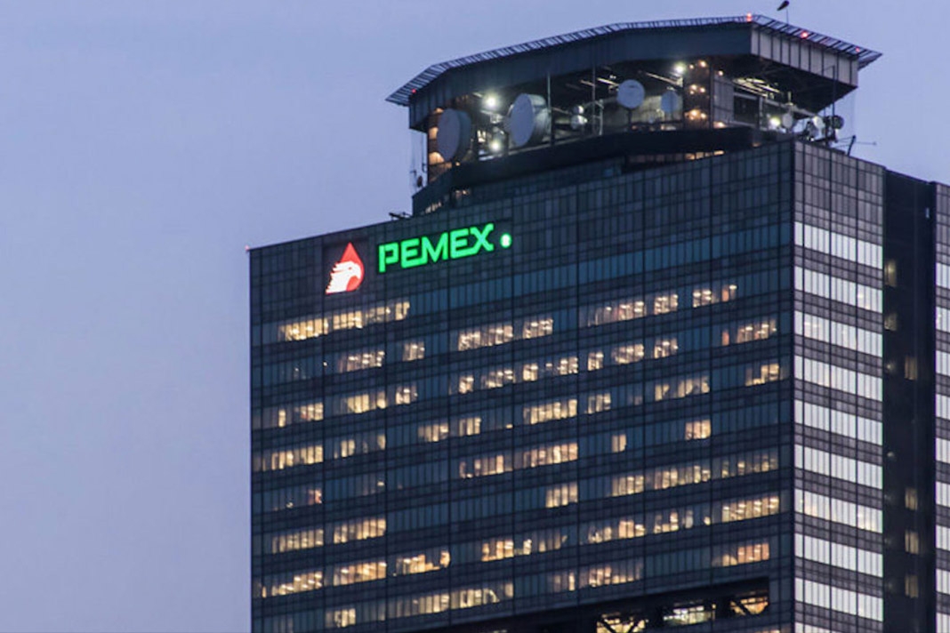 Hija del secretario particular de AMLO es la encargada de las compras de Pemex en EU