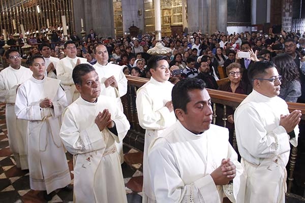 Arzobispo de Puebla ordenó a nueve nuevos sacerdotes