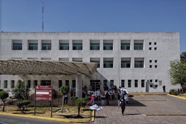 Padece coronavirus enfermera del Hospital General del Norte, esposa del camillero recién fallecido