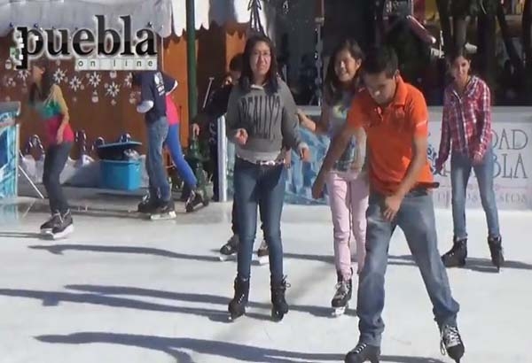 Puebla cuenta con 2 pistas de hielo para Navidad 2014