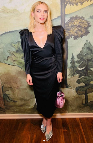 Emma Roberts anuncia su embarazo y pone pausa a su carrera actoral