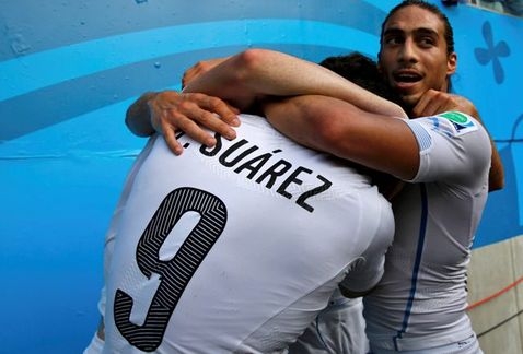 Uruguay dejó fuera a Italia del Mundial con anotación de Diego Godín
