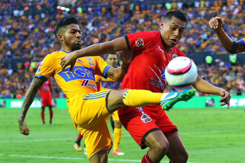 Tigres UANL vence 3-2 a unos aguerridos Lobos BUAP