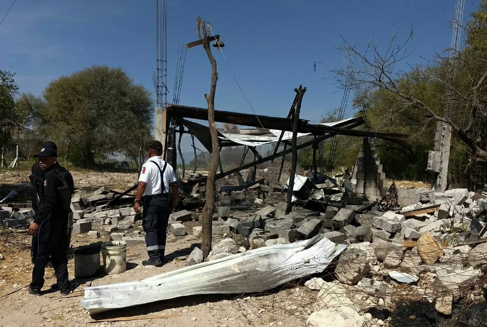 Explosión de polvorín clandestino en San Gabriel Chilac no deja heridos