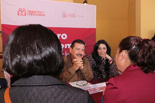 Luis Alberto Arriaga encabezó jornada de “Martes más cercanos” en San Pedro Cholula
