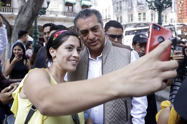 “El Bronco” hace campaña en Puebla