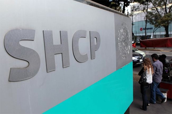 Déficit fiscal aumenta 40.8% en un mes, reporta Hacienda