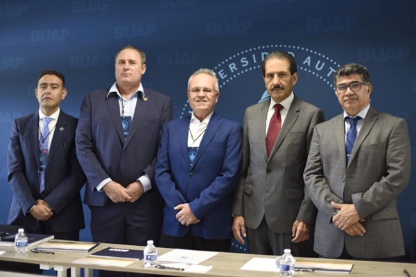 La BUAP estrecha relaciones con la industria local  para ampliar oportunidades de estudiantes y empresarios