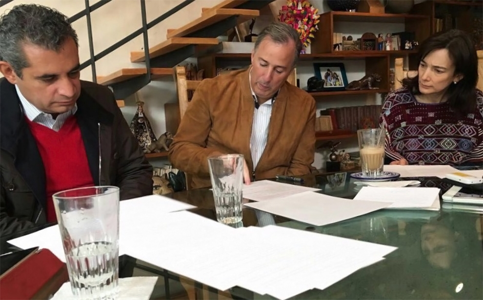 Meade revisa con Ochoa Reza su discurso de este domingo en el PRI