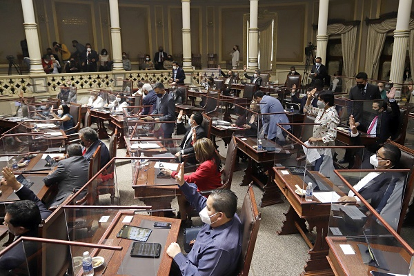 Diputados regresan a sesionar al Congreso de Puebla tras 16 meses de pandemia