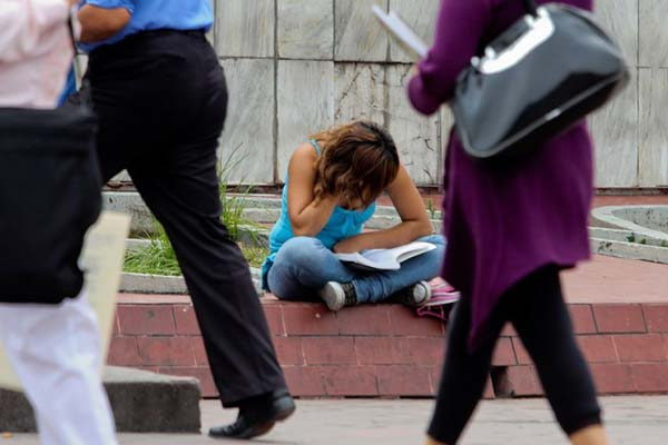 En Puebla, más 5 mil “ninis” profesionistas reciben beca del gobierno de AMLO