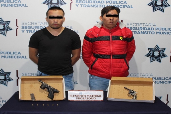 Detienen a pareja con armas de fuego a bordo de Ruta 28 en Viveros del Valle