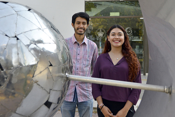 Estudiantes de la BUAP, ganadores de la Beca Santander Explorer
