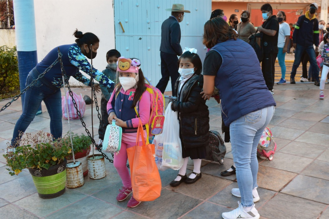 Escuelas de Tiempo Completo seguirán operando en Puebla con dinero estatal