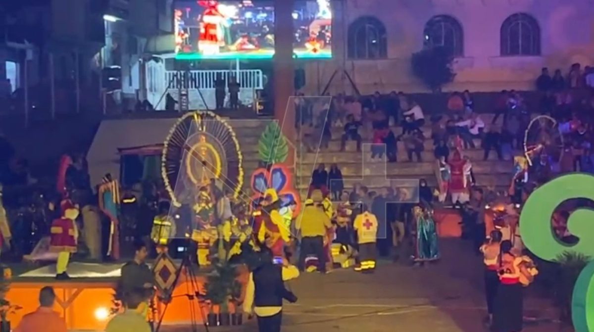 VIDEO. Muere joven danzante al caer de palo volador en Feria de Huauchinango