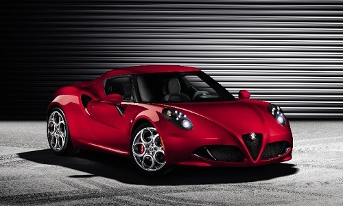 Alfa Romeo, elegido el automóvil Playboy 2014