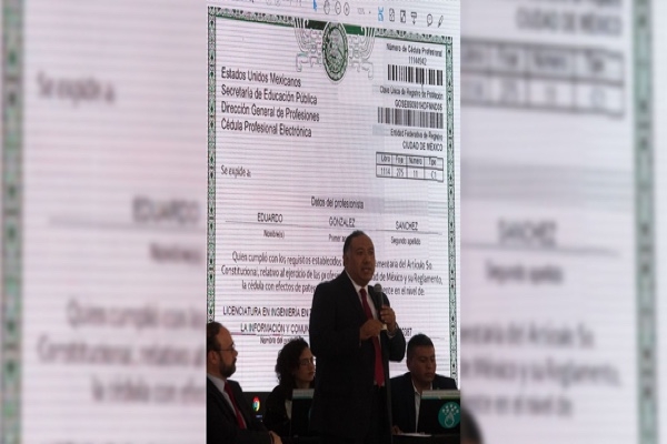 Así es la nueva cédula profesional en México