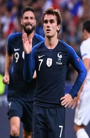 Francia agudizó crisis alemana al derrotarlos 2-1