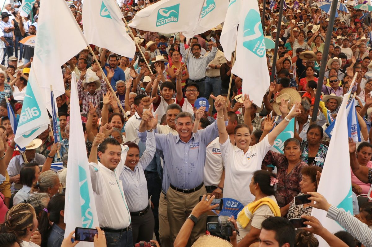Tony Gali garantiza infraestructura y atención al campo en Chiautla