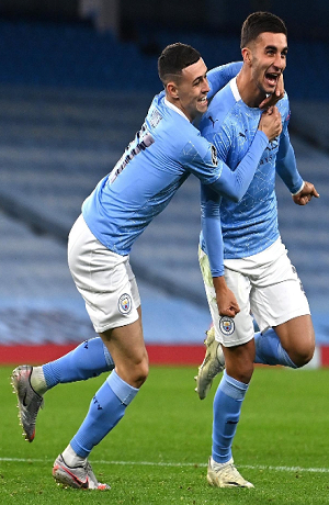 Manchester City se impuso 3-1 al Porto del Tecatito Corona