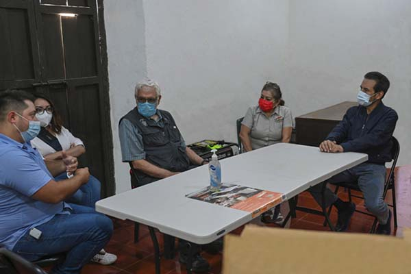 La BUAP refrenda su compromiso social con el país: Esparza Ortiz