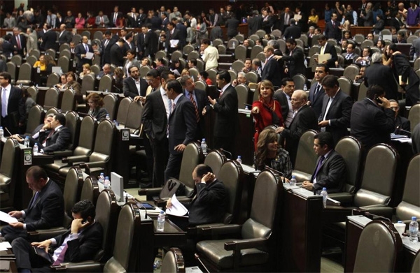 Diputados señalan “errores garrafales” del gobierno en Ayotzinapa