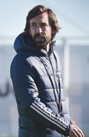 Andea Pirlo dice adiós al banquillo de Juventus