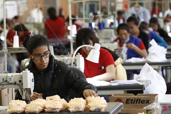 Actividad industrial en Puebla cayó -7.5% en último trimestre de 2013