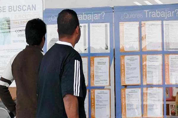 Franquicias contratarían en Puebla a 9 mil personas por el Buen Fin y fiestas decembrinas