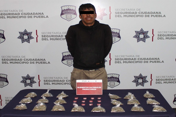 Sujeto en posesión de drogas fue detenido en la colonia 20 de noviembre