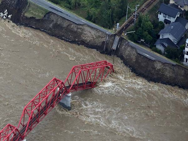 Tifón “Hagibis” deja 35 muertos en Japón